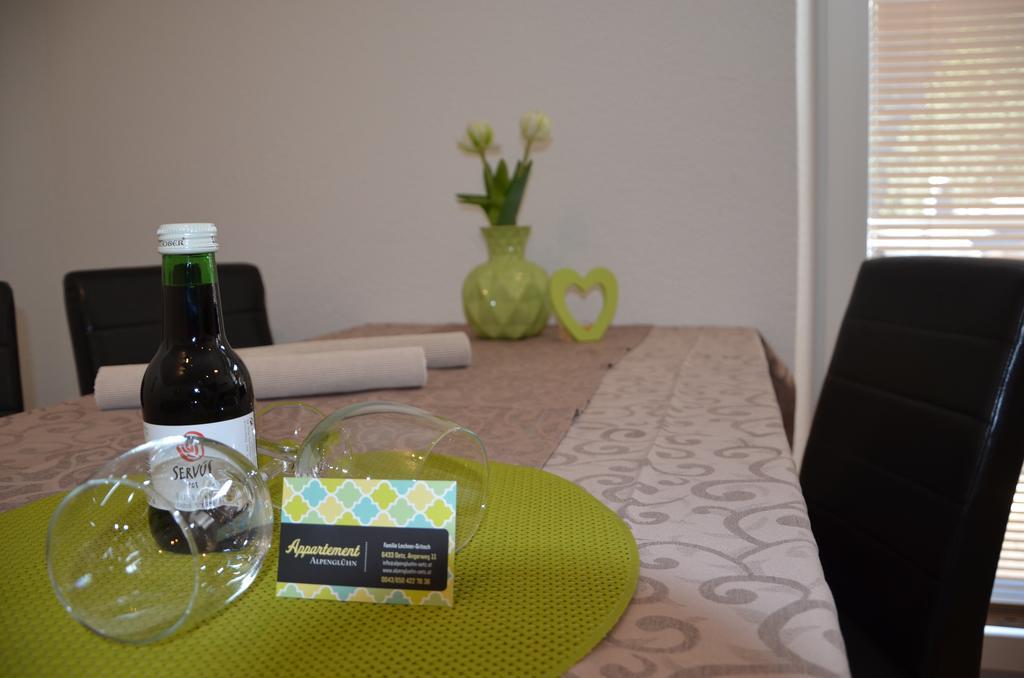 Appartement Alpenglühn Oetz Buitenkant foto