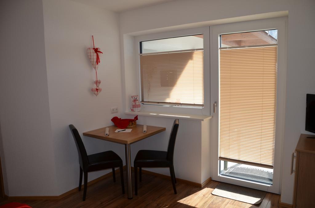 Appartement Alpenglühn Oetz Buitenkant foto