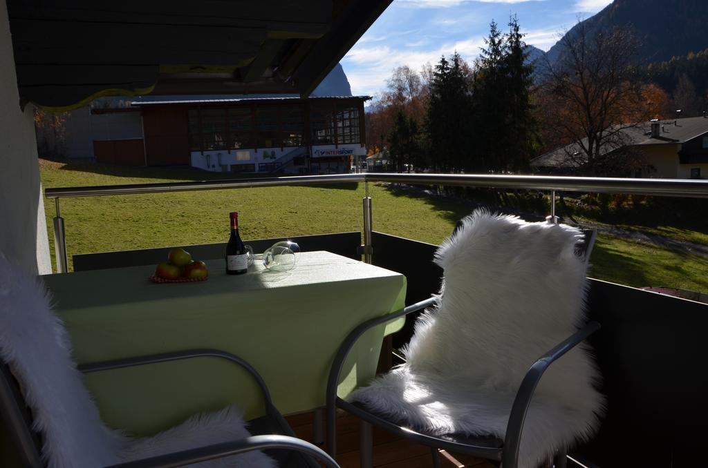 Appartement Alpenglühn Oetz Buitenkant foto